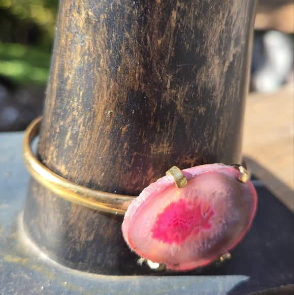 Pink Agate Natural gemstone crystal bracelet 8" adjustable - Picture 2 of 5